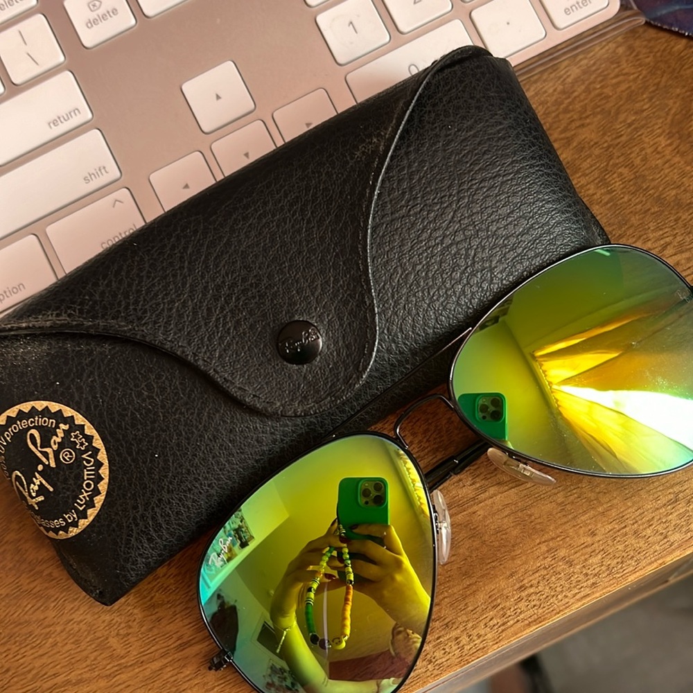 Mirrored Ray Ban Aviators